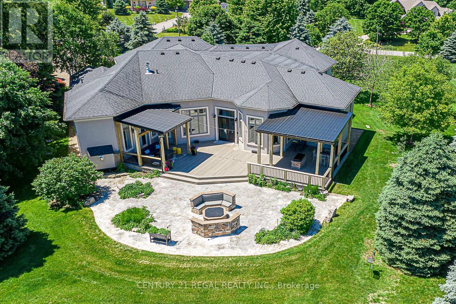16 LAKE WOODS DRIVE