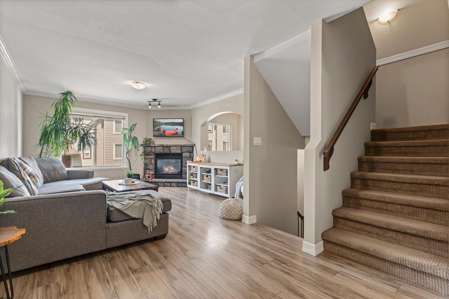 18 46778 HUDSON ROAD|Promontory