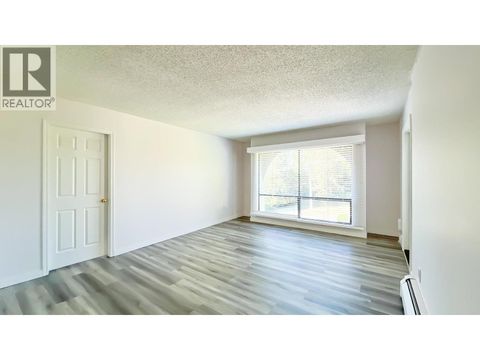 416 1945 WOODWAY PLACE Burnaby BC V5B4S4