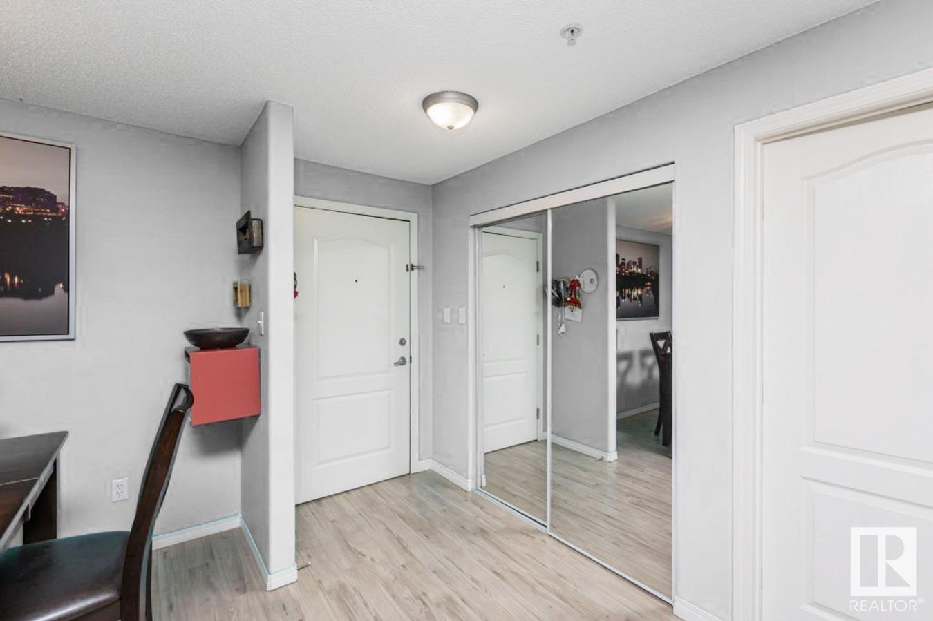#1104 330 CLAREVIEW STATION DR NW
