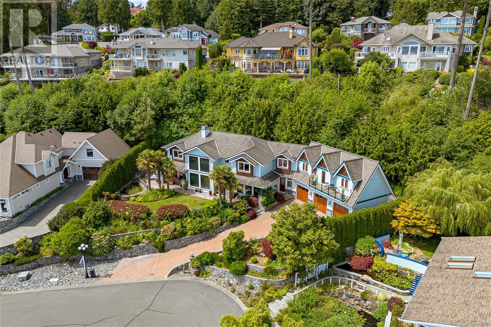 7014 Beach View Crt
