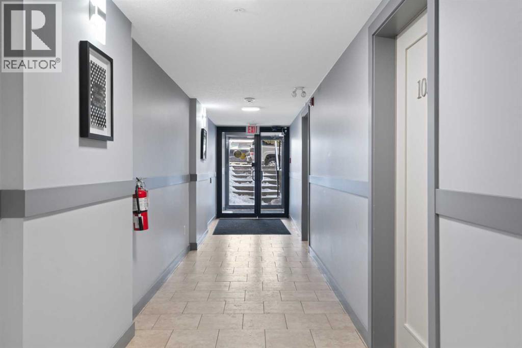 202, 1805 26 Avenue SW