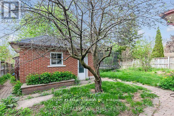 176 KENNETH AVENUE