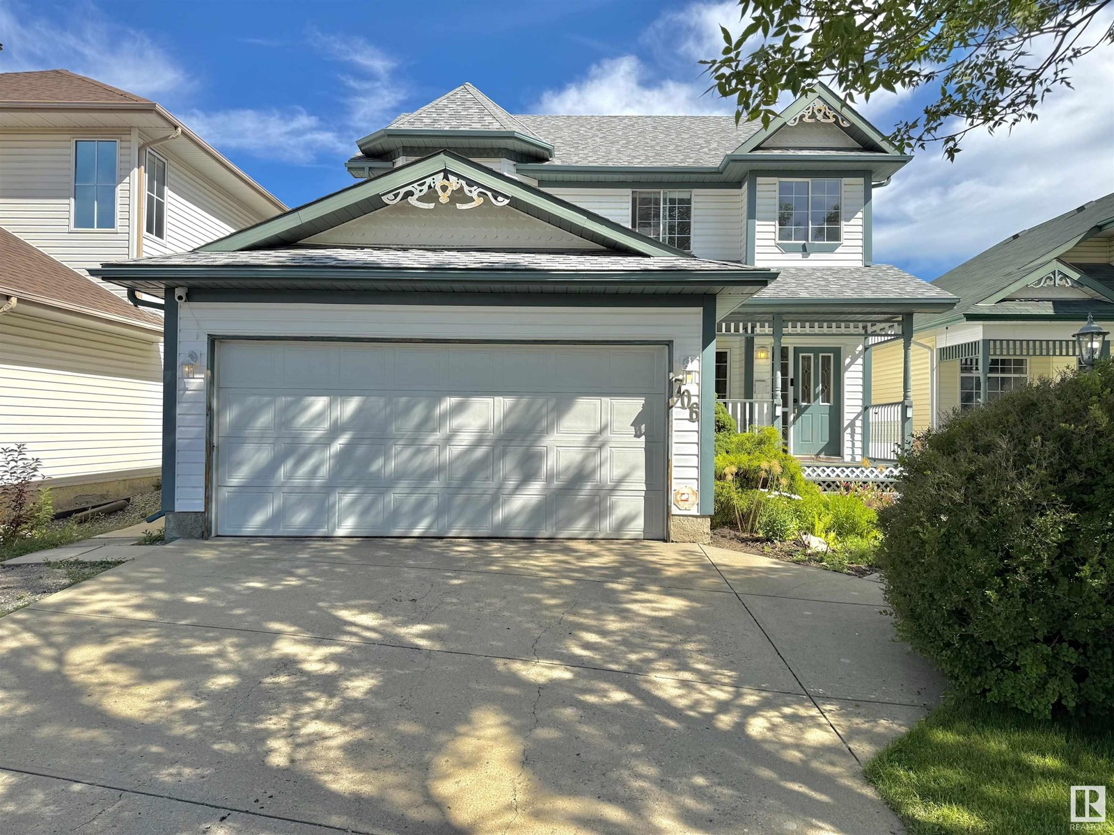 706 ORMSBY Road W NW NW
