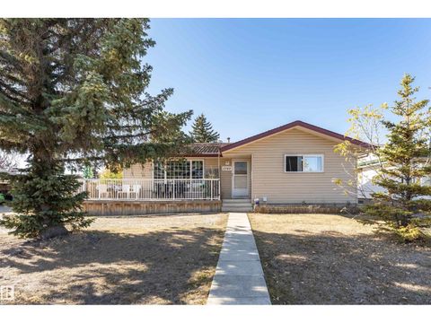 2349 MILLBOURNE RD W NW Edmonton AB T6K1H6