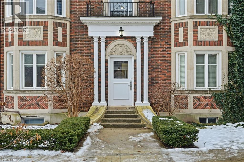 54 DUFFERIN Avenue Unit# 3