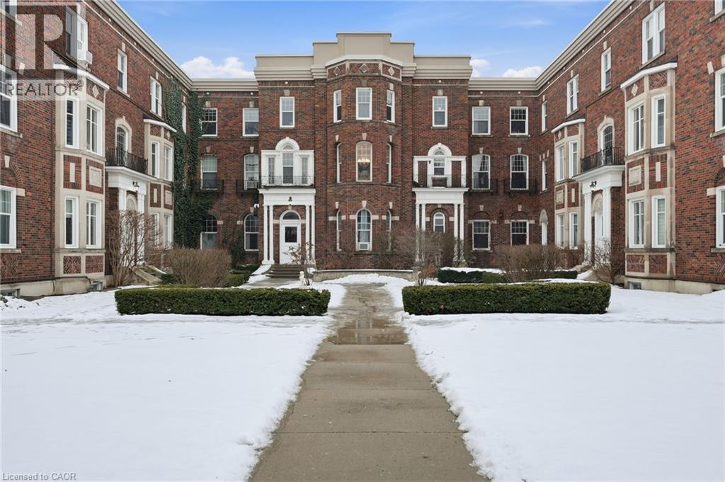 54 DUFFERIN Avenue Unit# 3