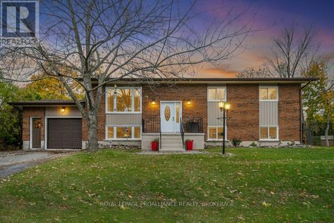 2 POTTER DRIVE Loyalist (Odessa) ON K0H2H0