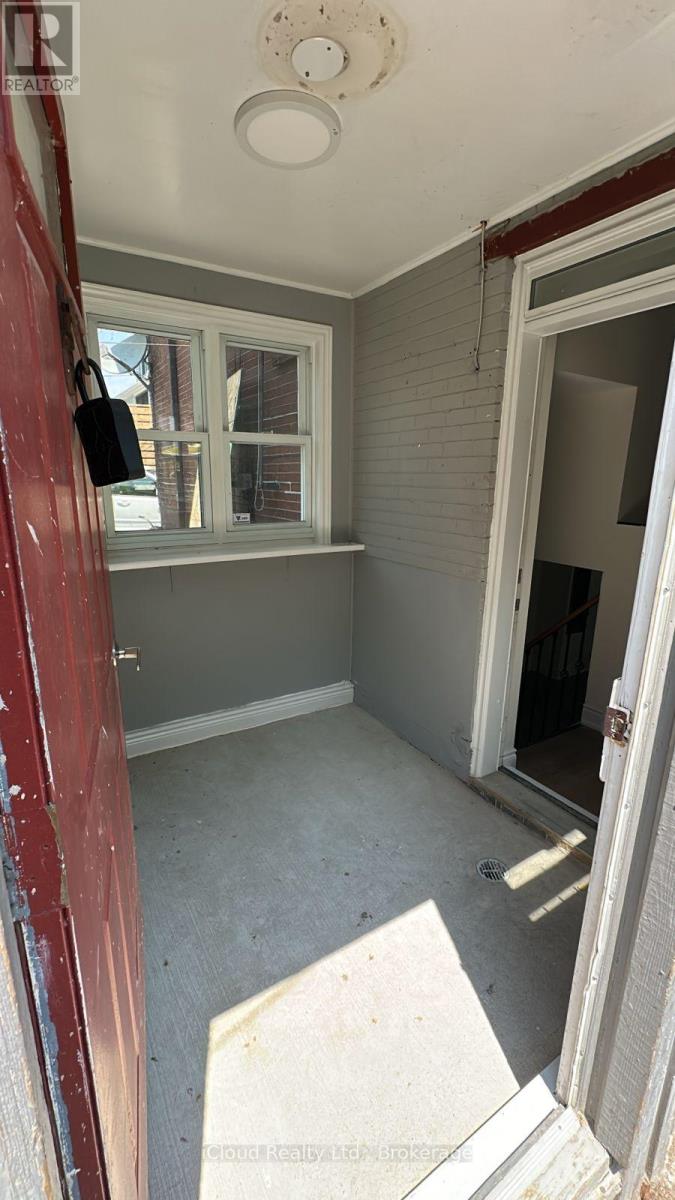 Photo 1 of 18 — 54 TWENTY THIRD STREET, Toronto (Long Branch), ON M8V3N1