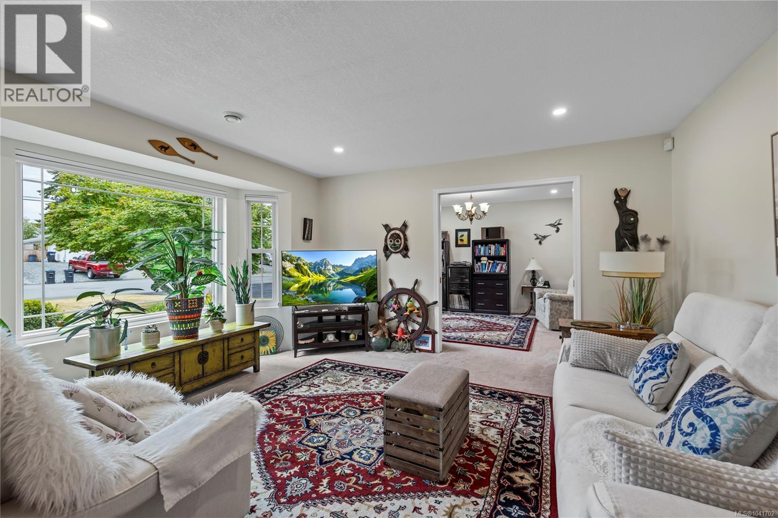 879 Aberdeen Dr