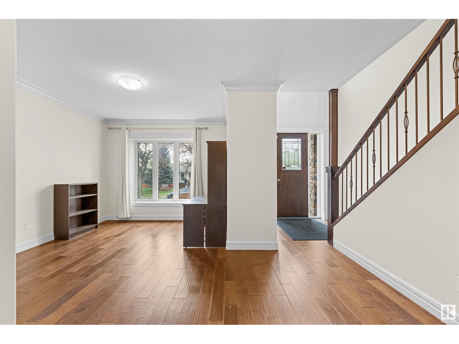 9654 83 AV NW