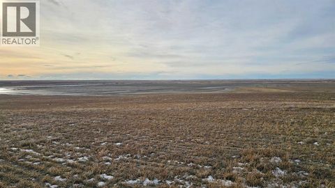 NW-13-3-13-W4 Rural Warner No. 5, County of AB T0K2L0