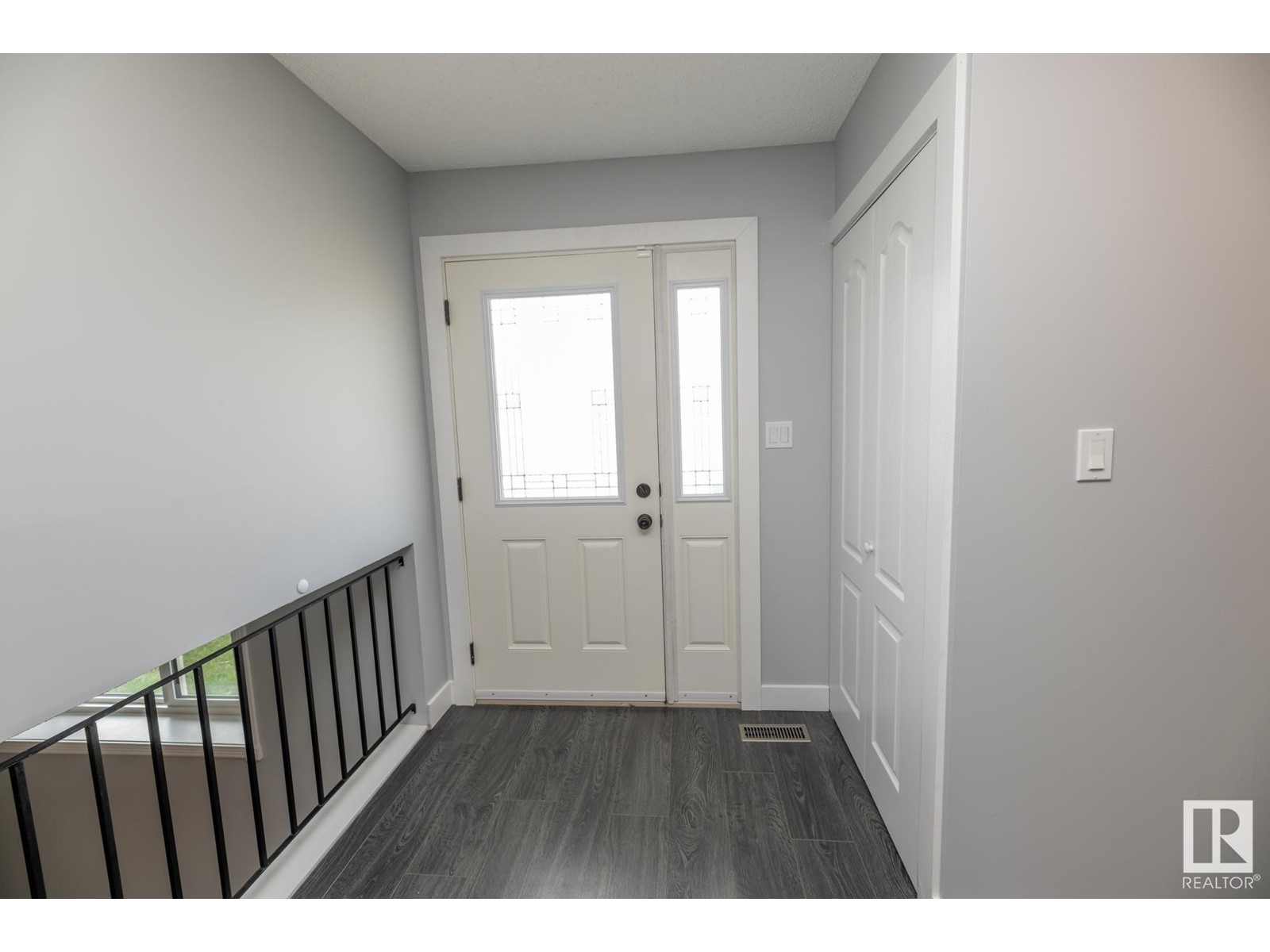 3314 145 AV NW