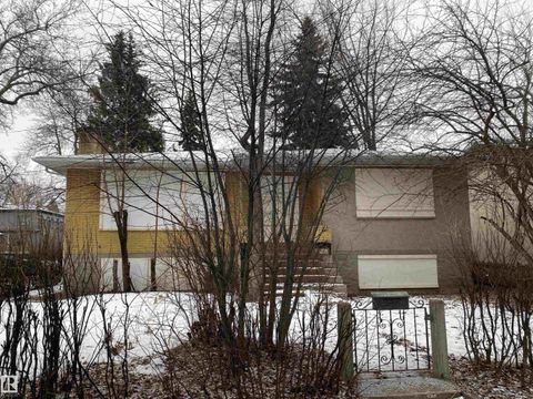 8103 85 AV NW Edmonton AB T6C1G4