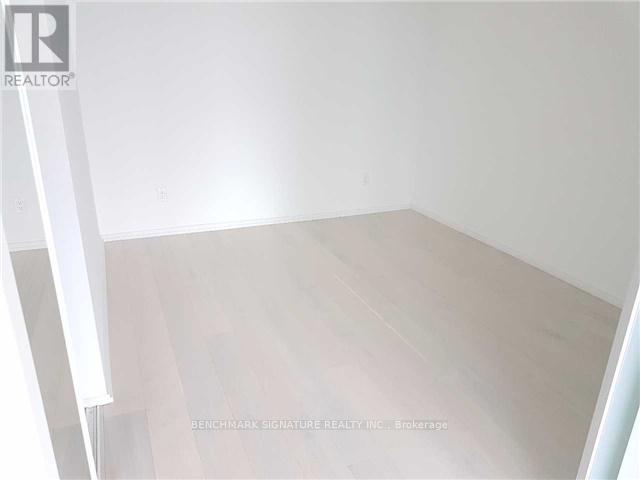 1801 - 68 SHUTER STREET