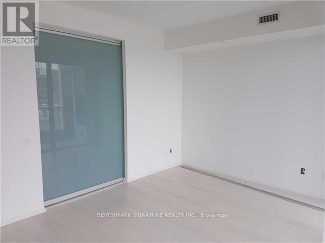 1801 - 68 SHUTER STREET