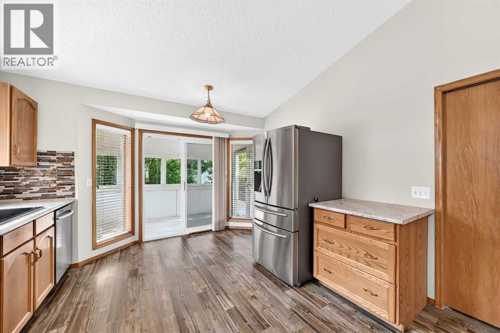 108 Woodside Close NW
