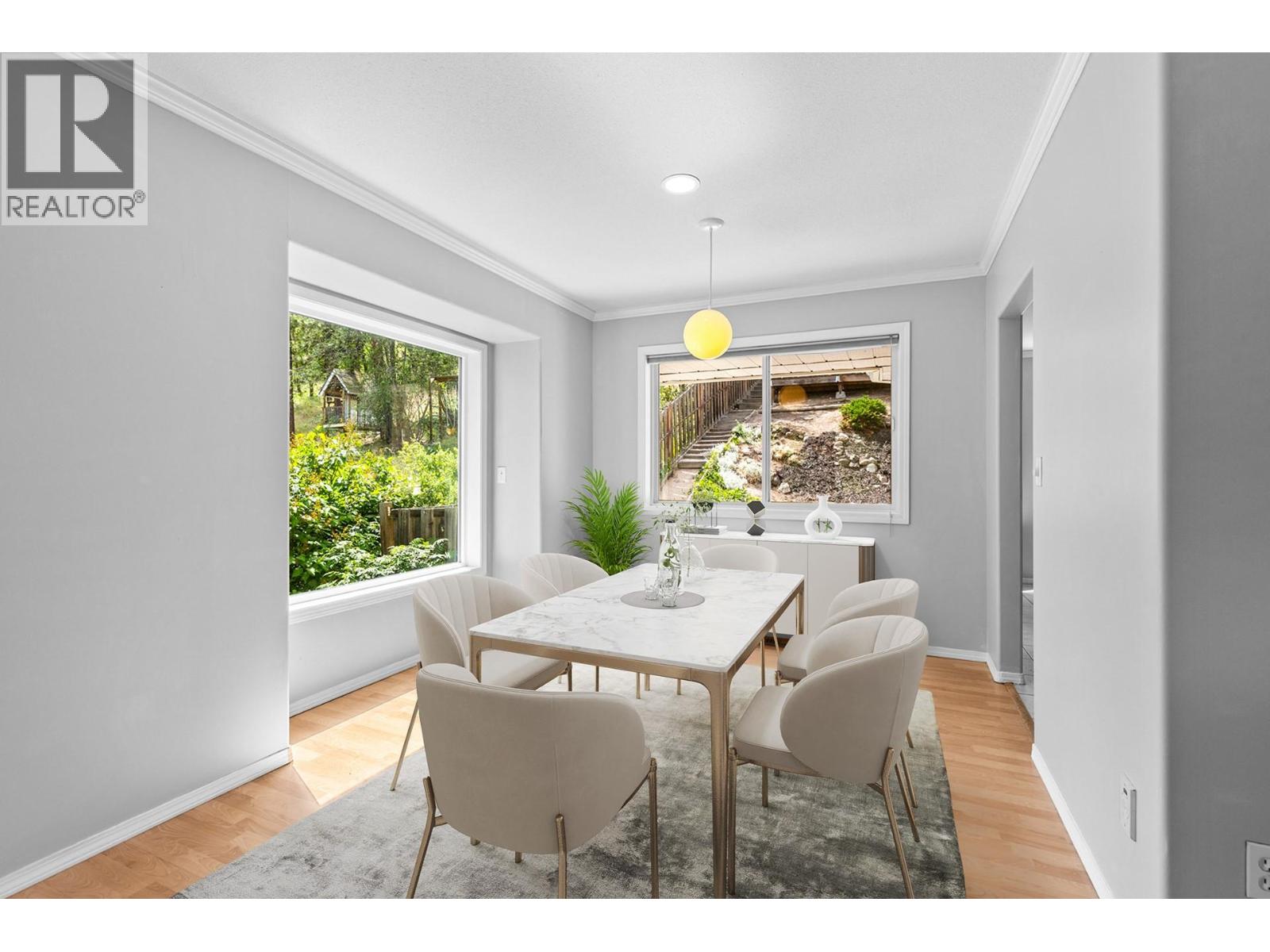 125 Applecrest Court