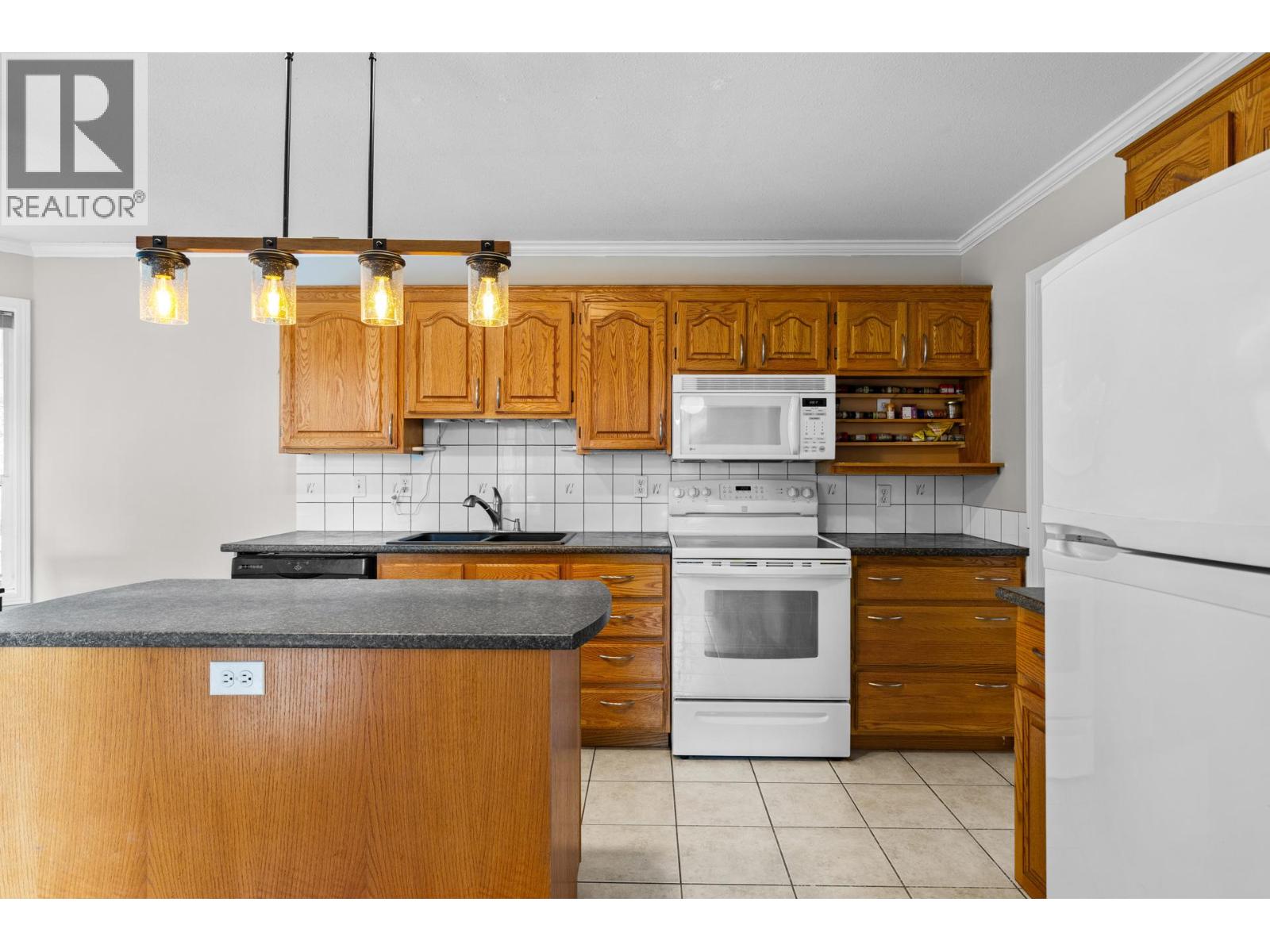 125 Applecrest Court