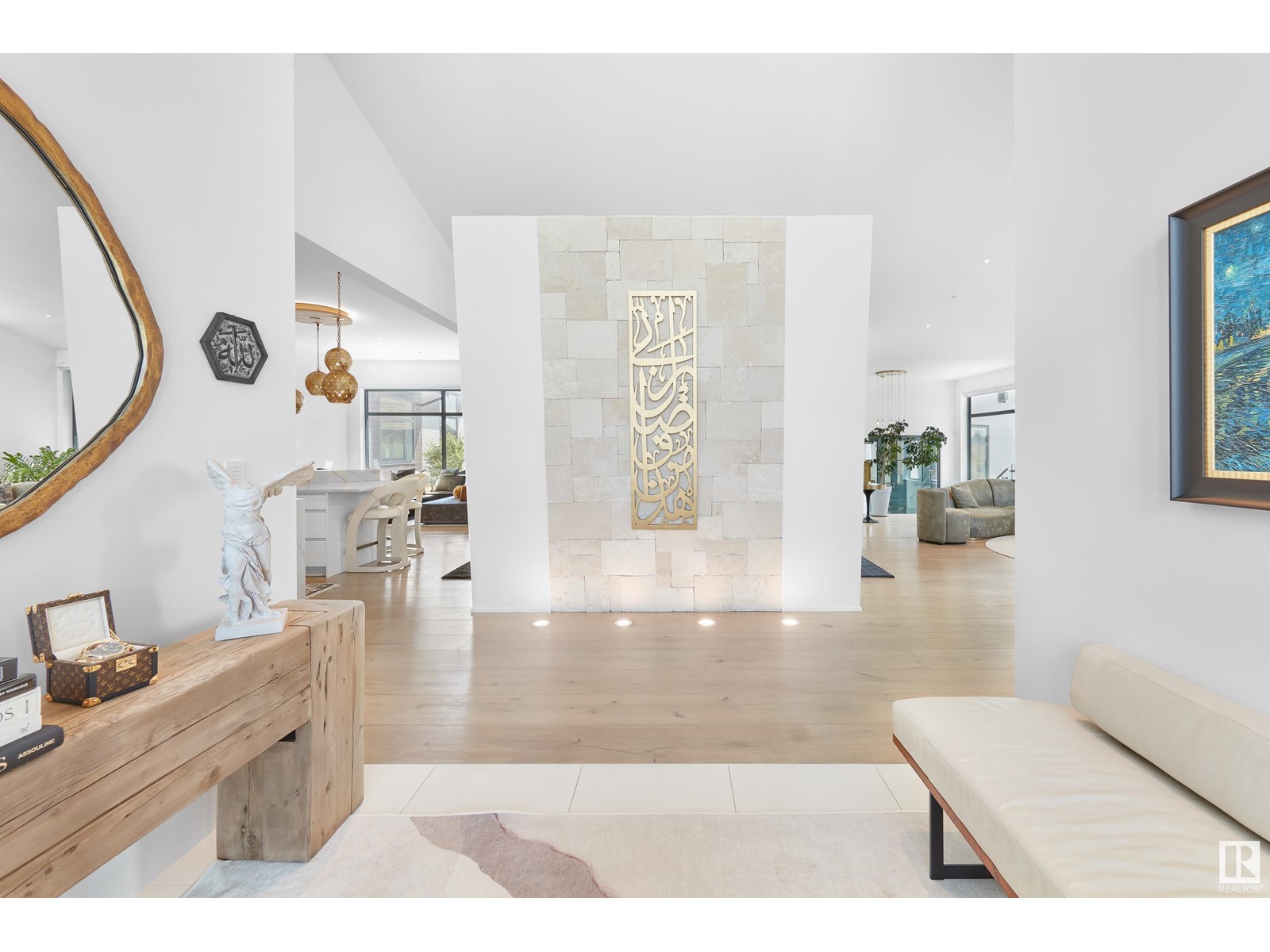 46 KINGSFORD CR