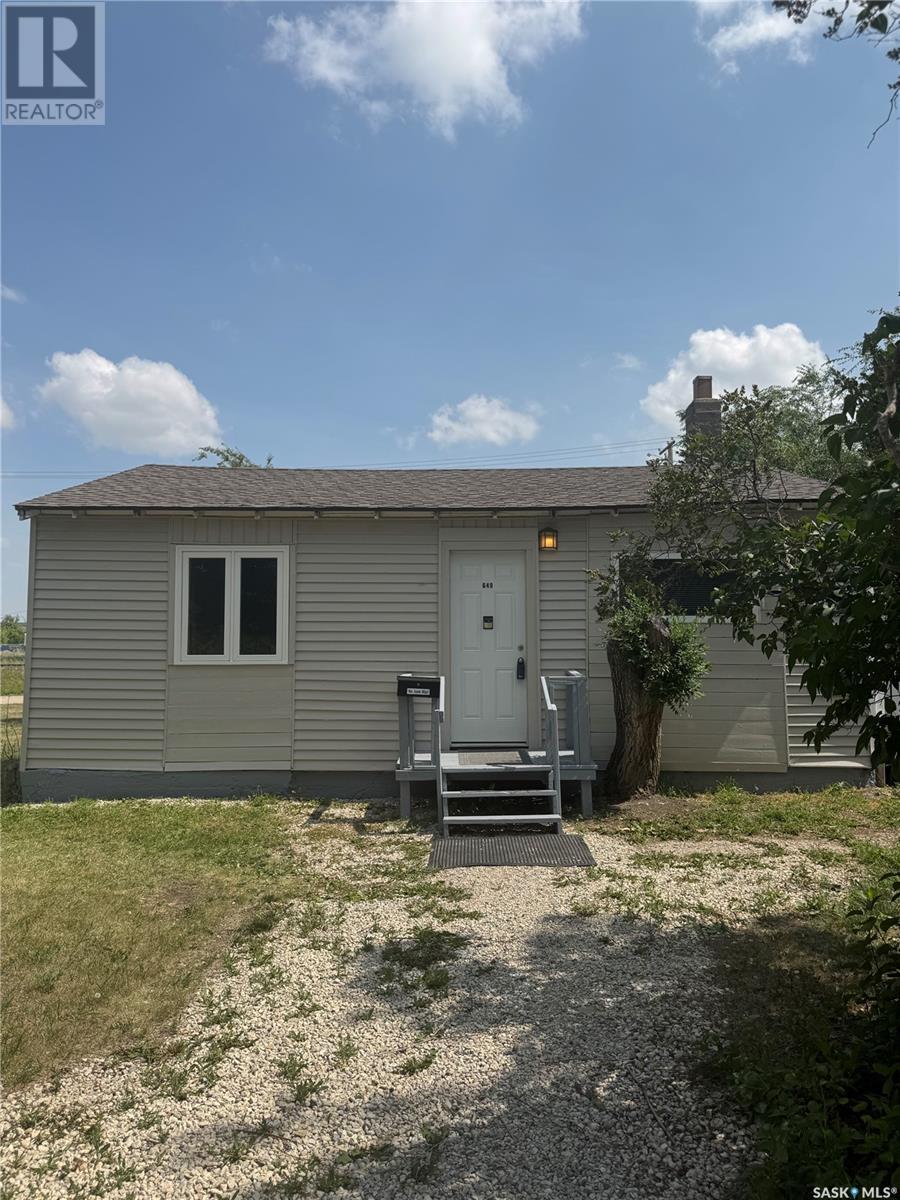 649 Retallack STREET