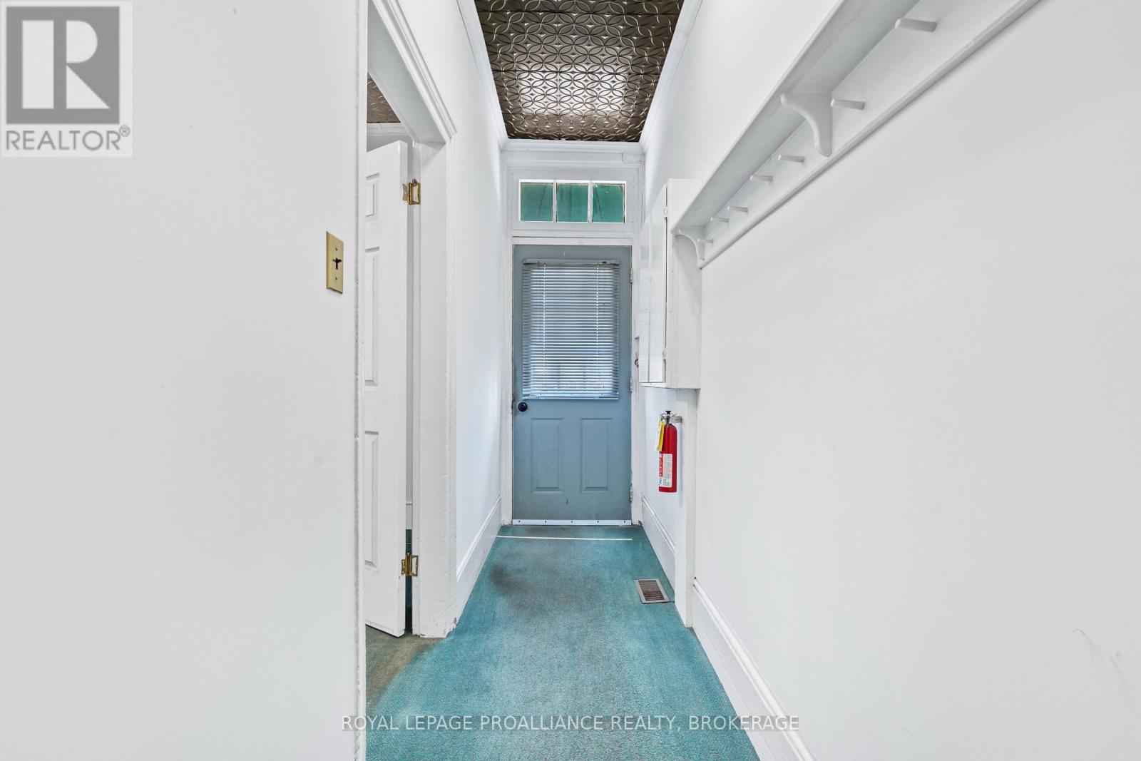 272 WELLINGTON STREET