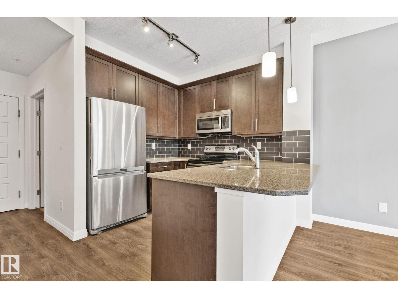 #217 2588 ANDERSON WY SW