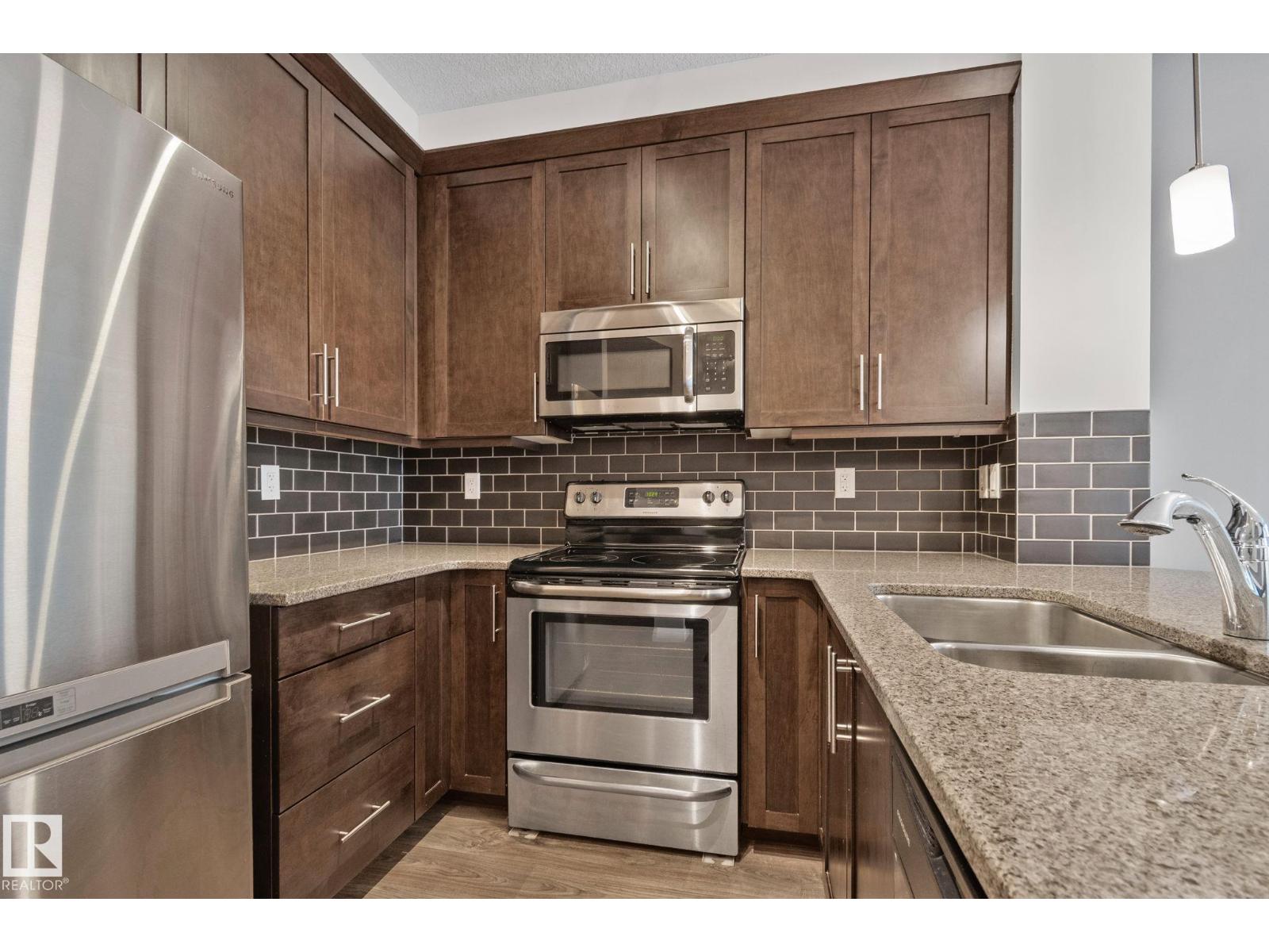 #217 2588 ANDERSON WY SW