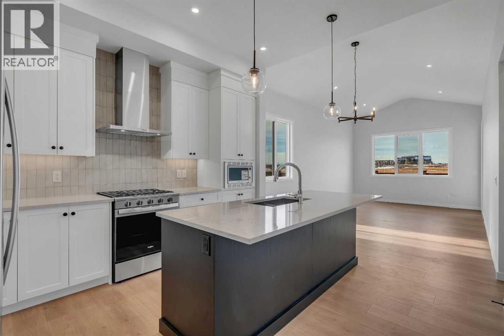 63 Bartlett Crescent SE