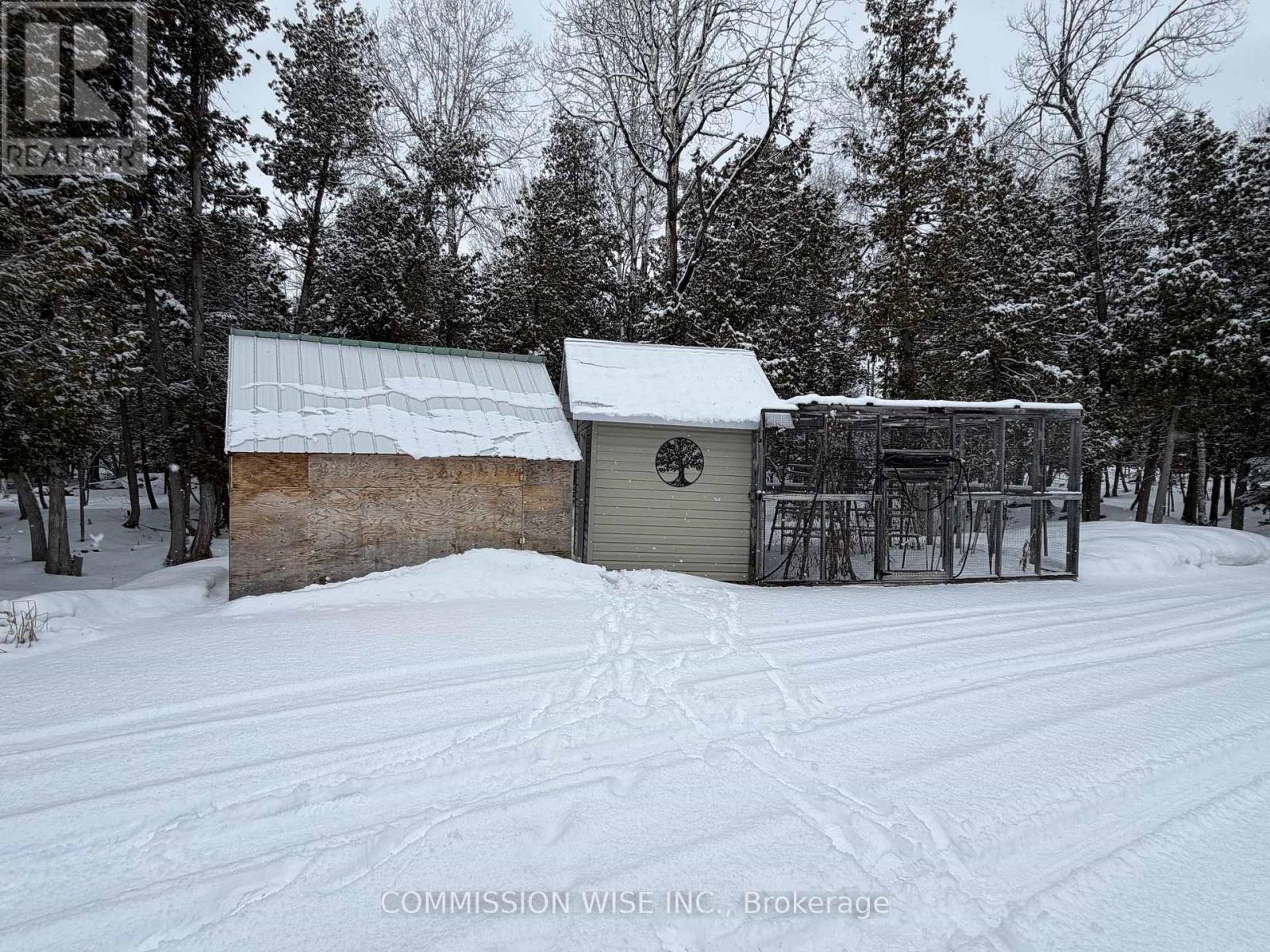 185 MORRIS ISLAND DRIVE