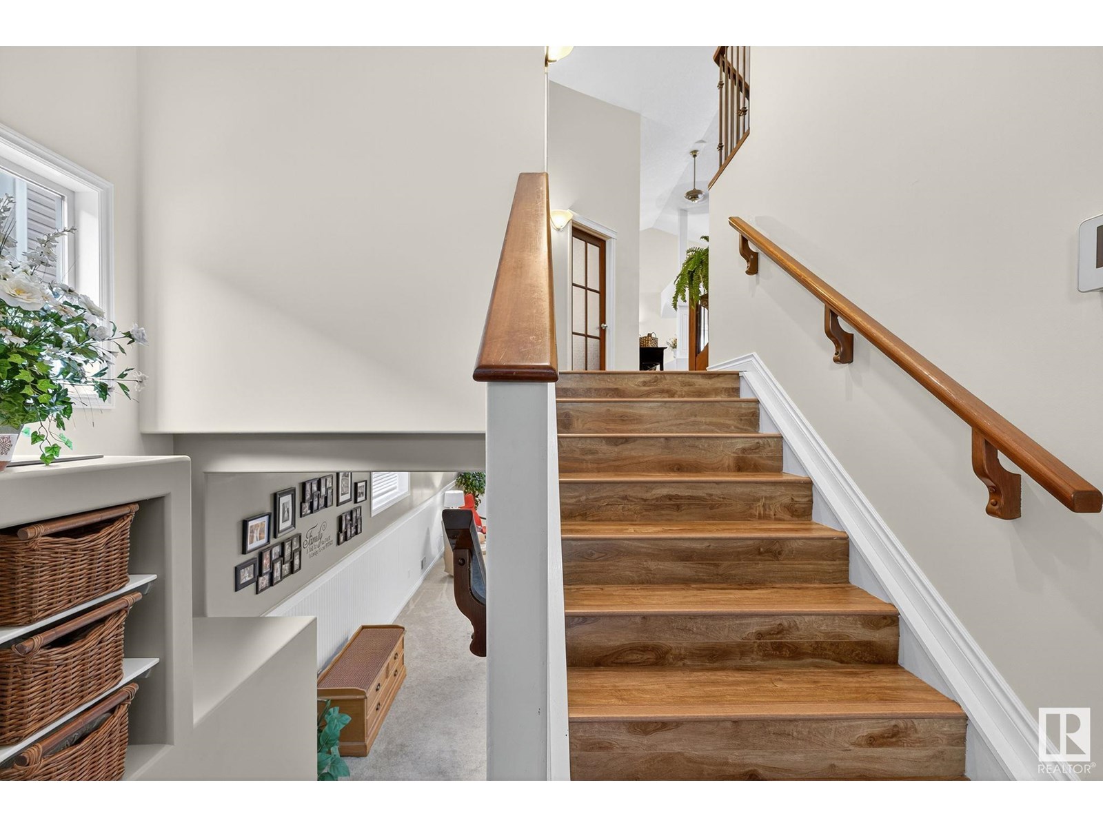 5447 THIBAULT WD NW
