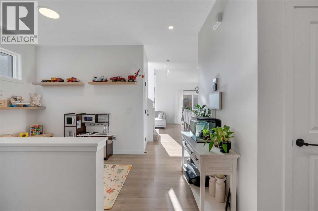 20 Edith Crescent NW