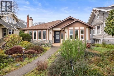 1920 St. Ann St Oak Bay BC V8R5W1