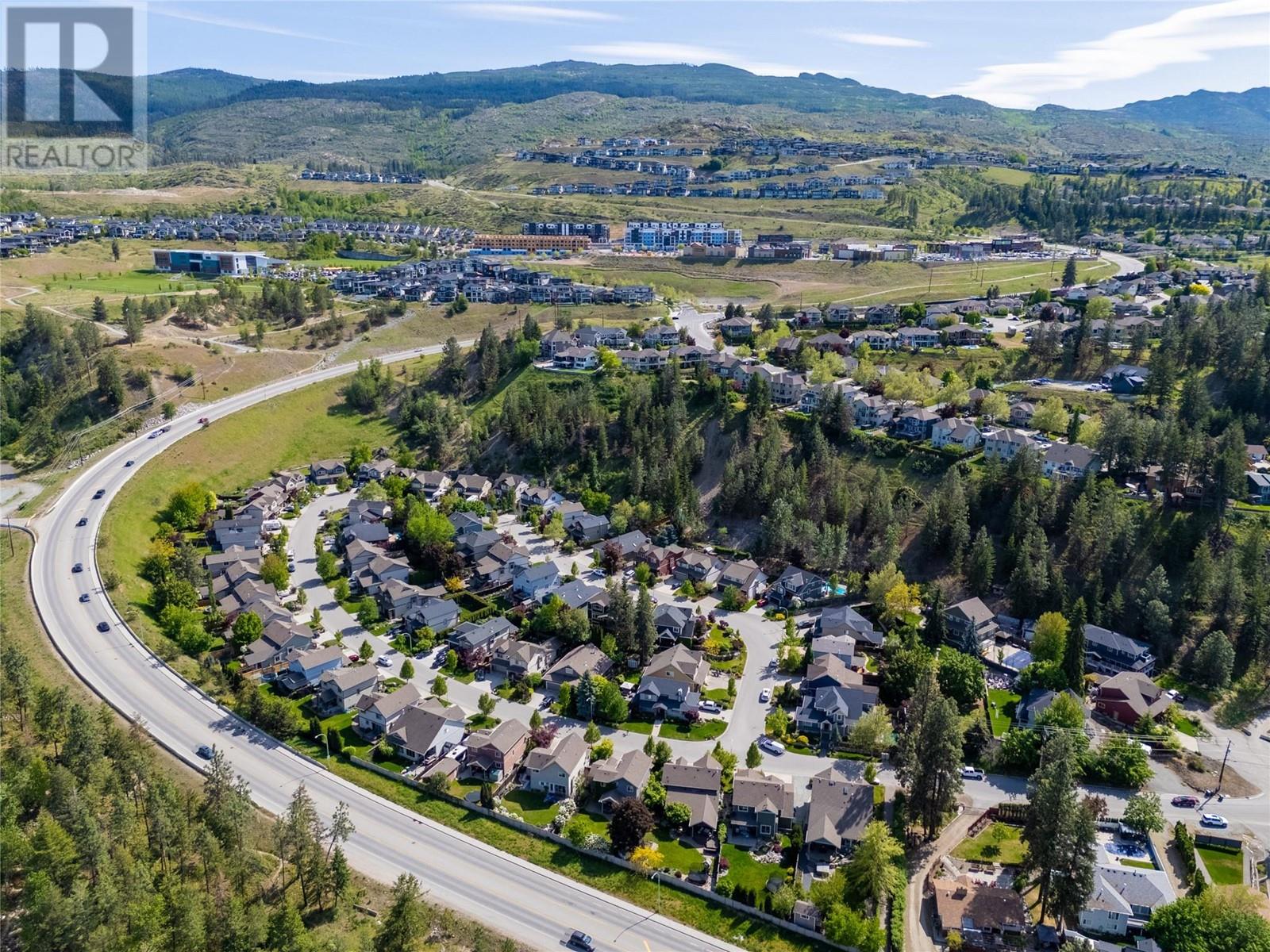 1116 Paret Crescent