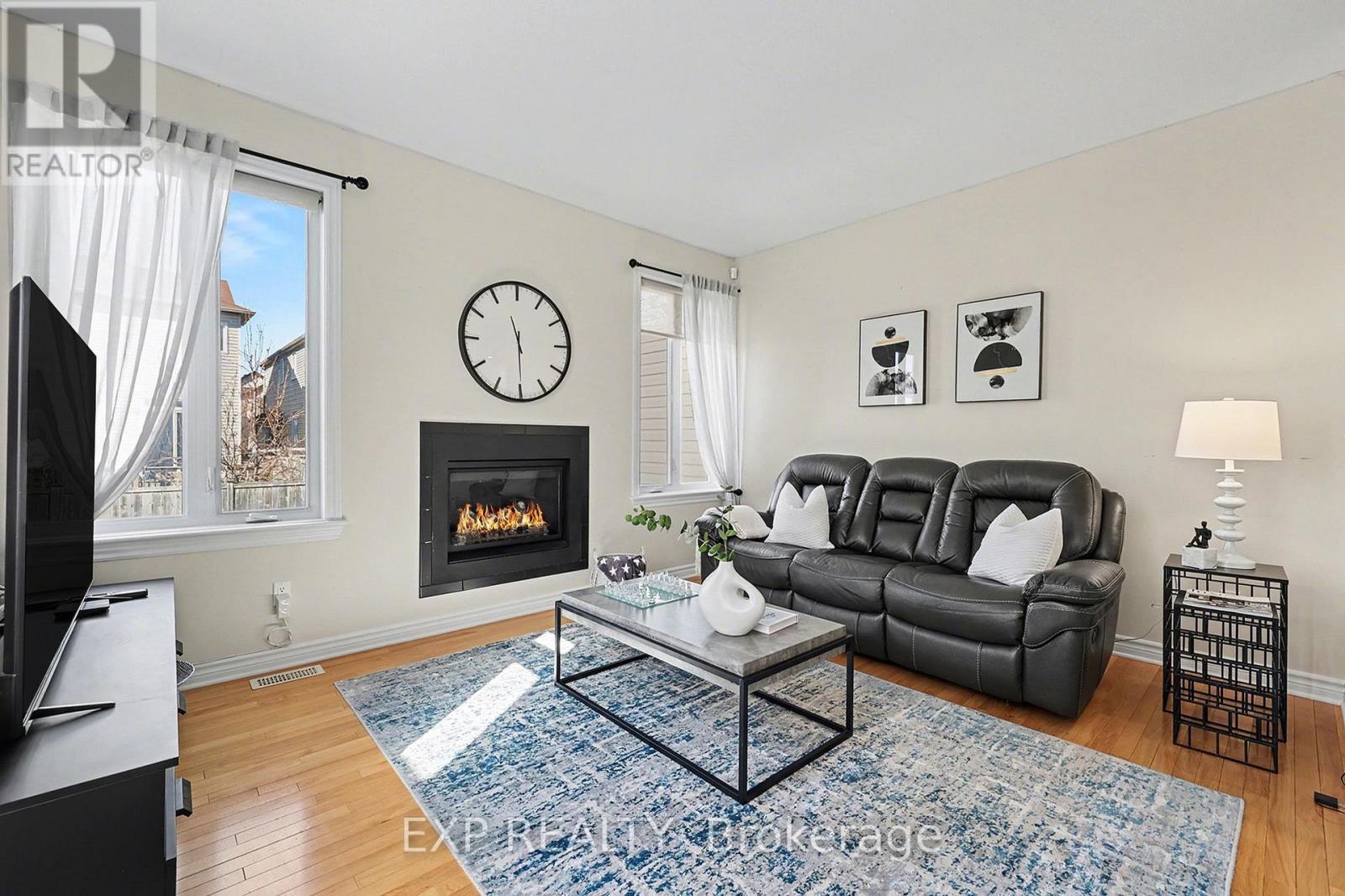 282 BROXBURN CRESCENT