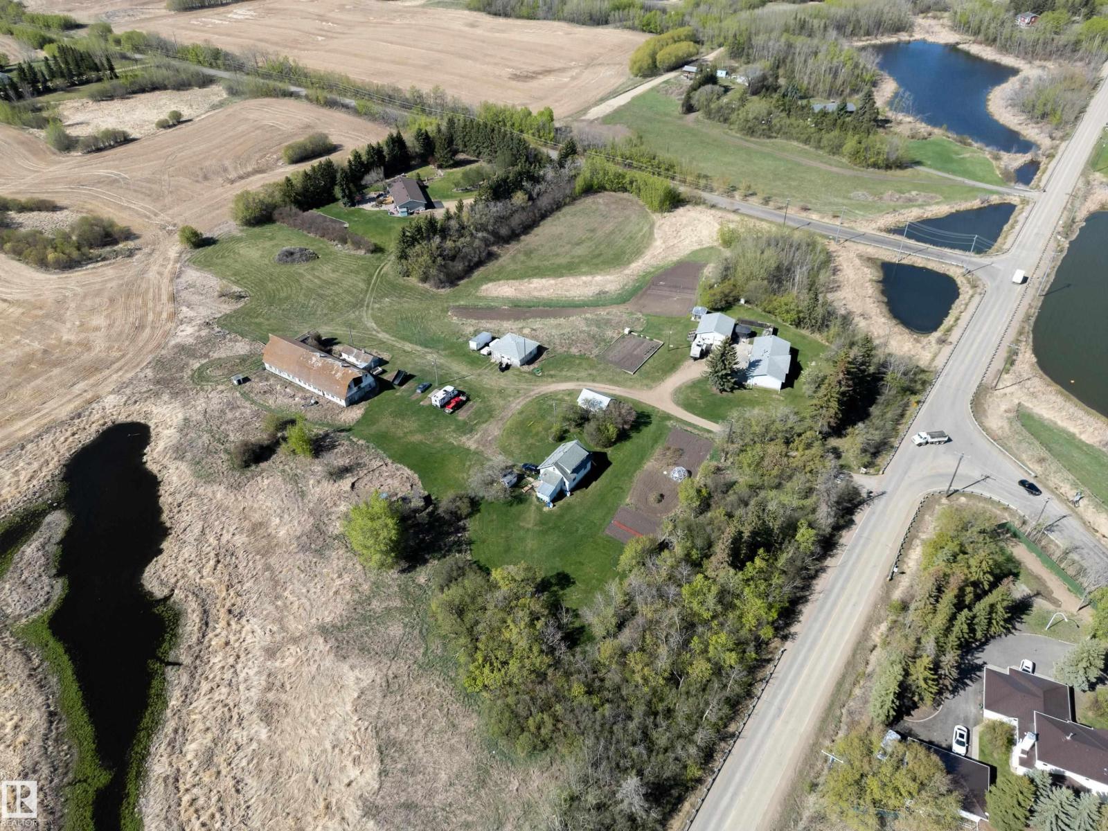 1551 ELLERSLIE RD SW