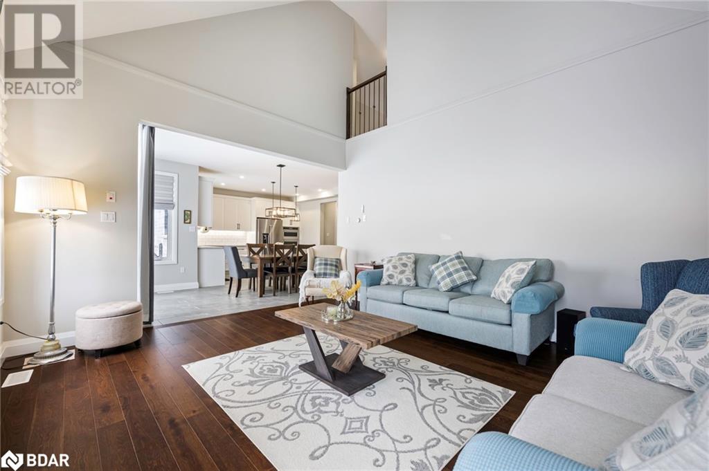 1 GRUNDY Crescent