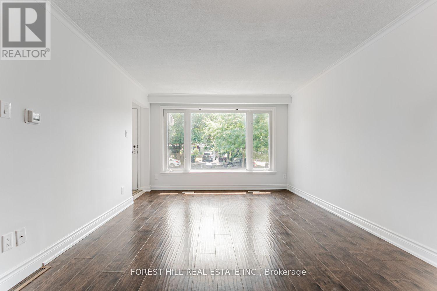 190 LYNEDOCK CRESCENT