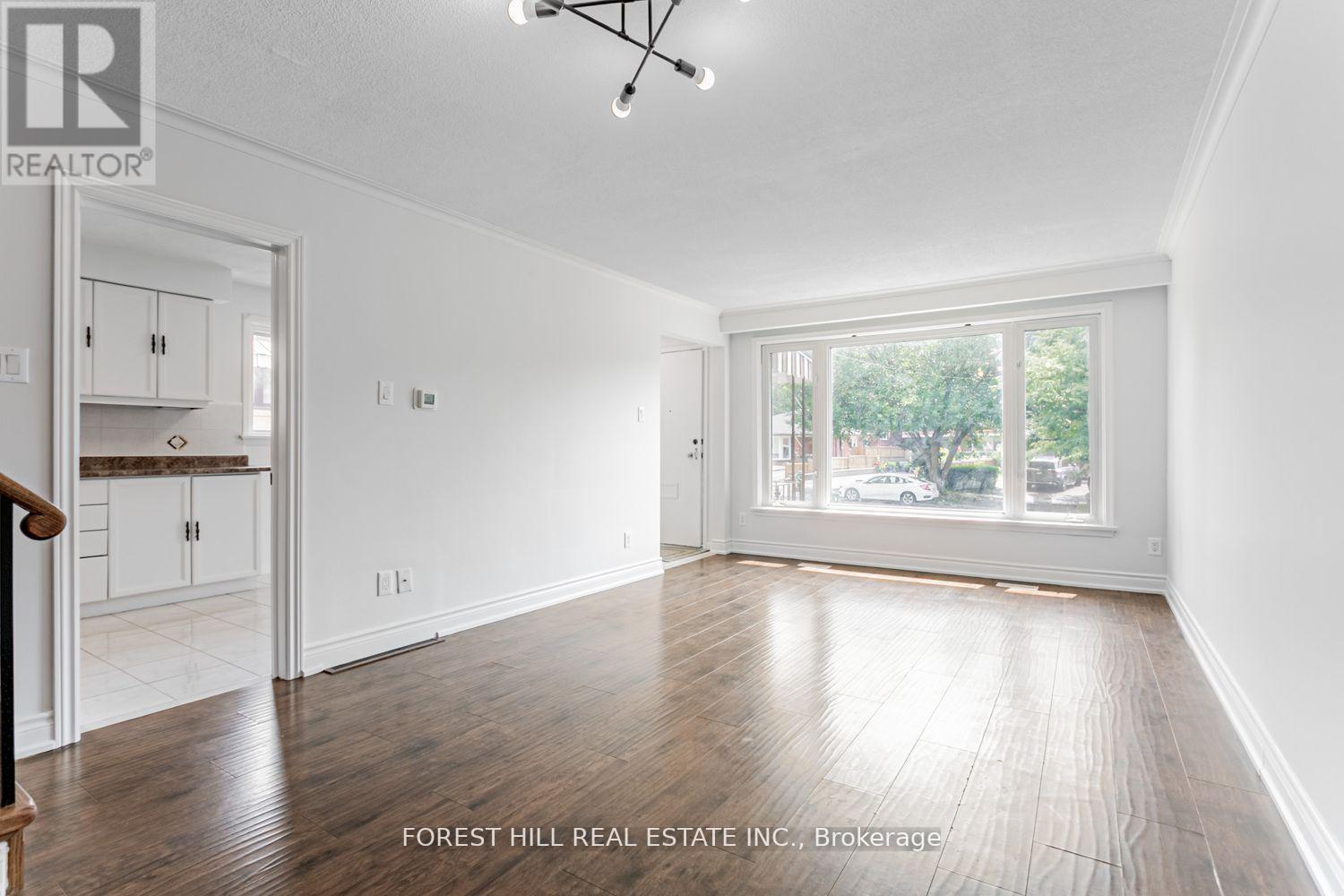 190 LYNEDOCK CRESCENT