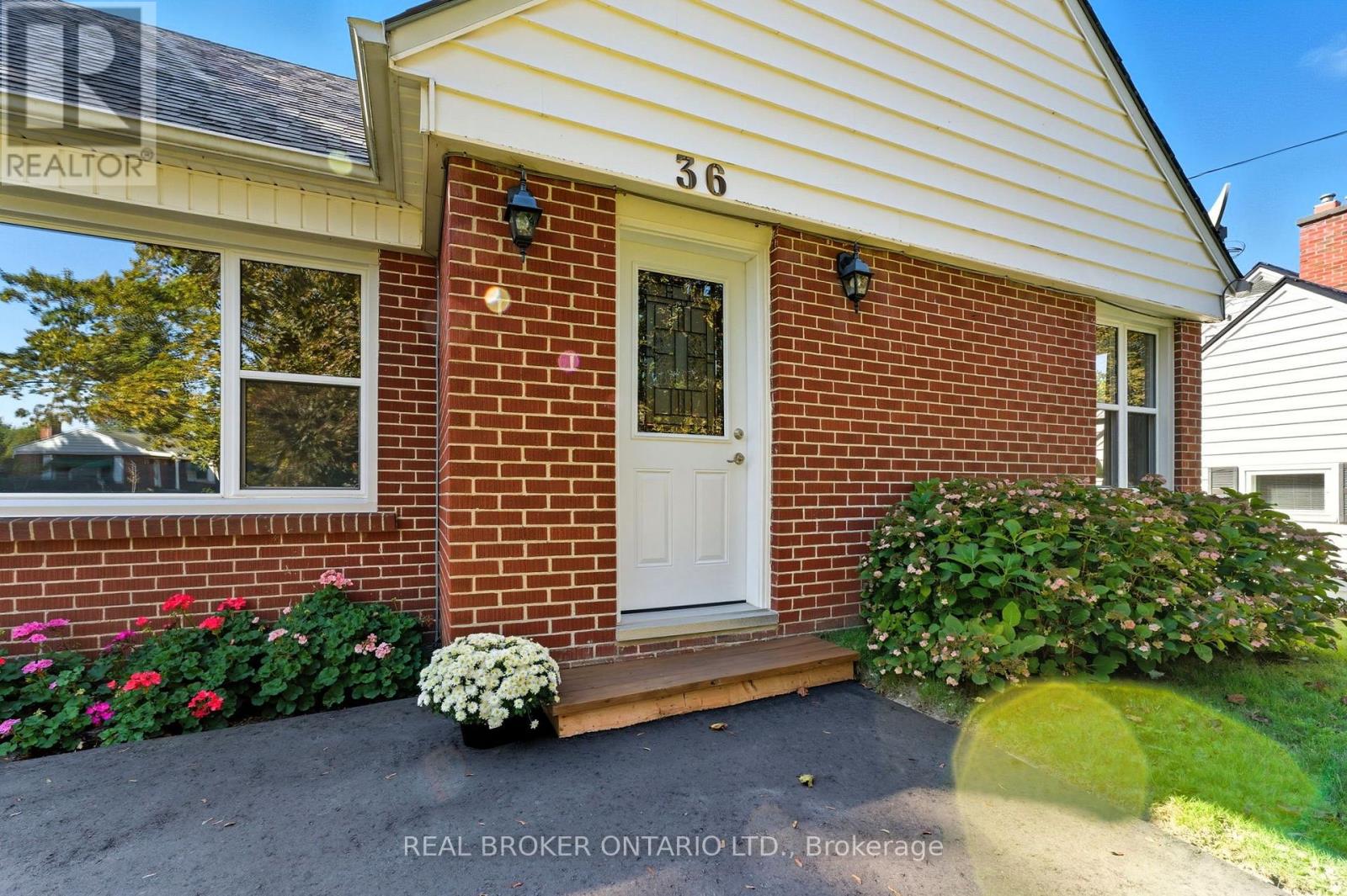 36 GIBSON DRIVE