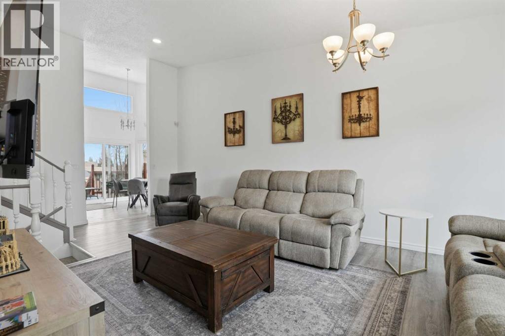 203 Shawglen Road SW