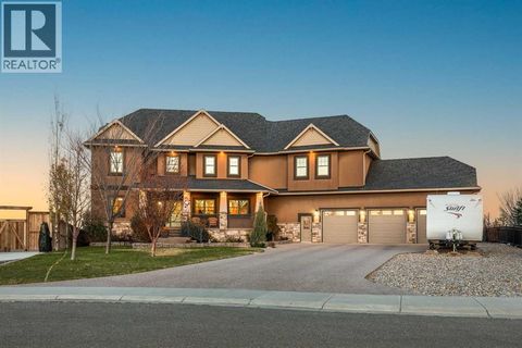 124 Canyoncrest Point W Lethbridge AB T1K5C6