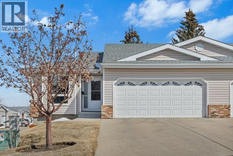 52 Macewan Park Heights NW Calgary AB T3K3W7