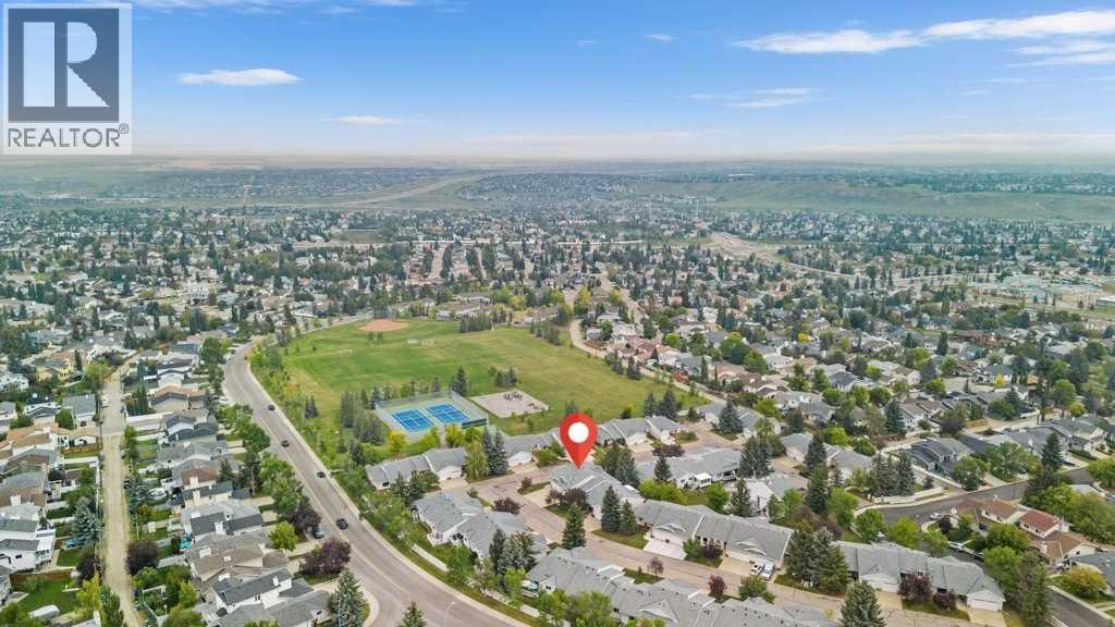 52 Macewan Park Heights NW