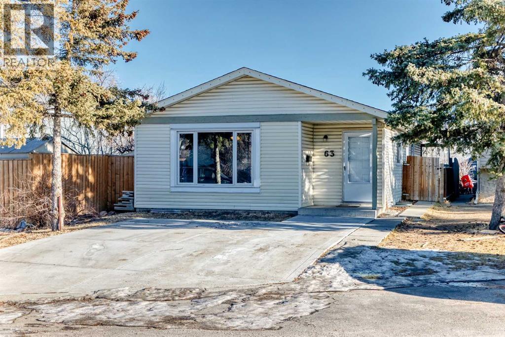 63 Falshire Place NE