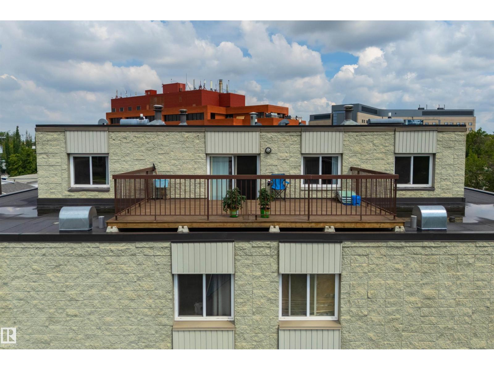 #401 11026 106 ST NW