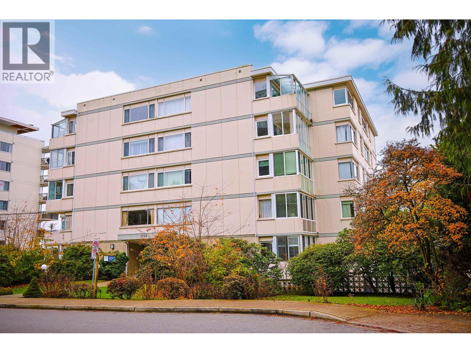 502 1750 ESQUIMALT AVENUE