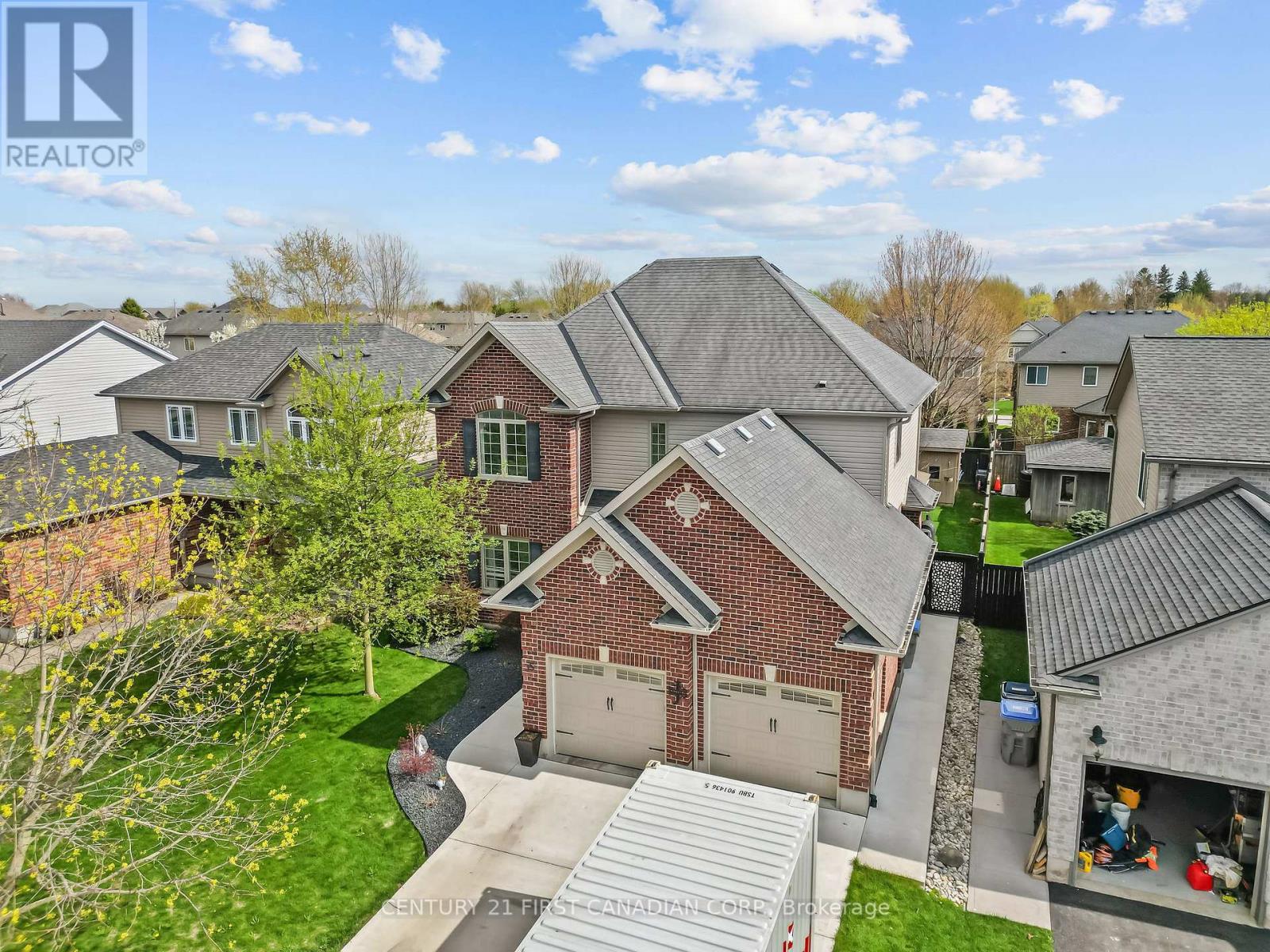 35 WOOD LILY LANE