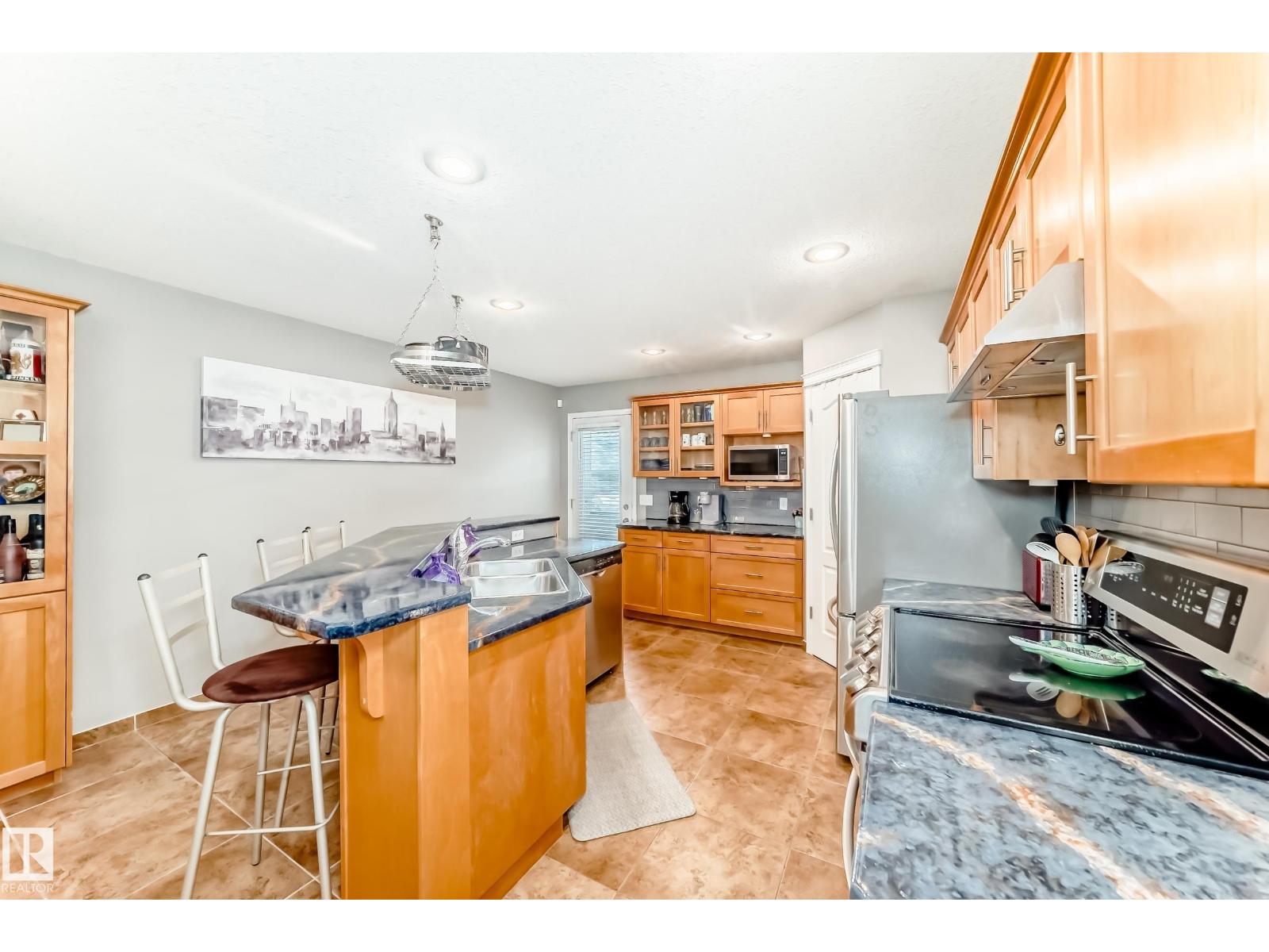 71 RIDGEHAVEN CR