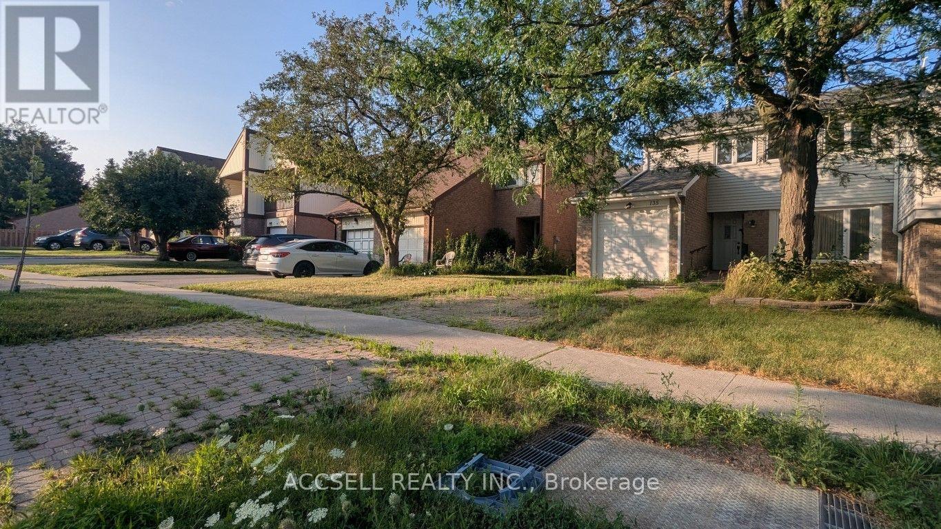 135 PLACENTIA BOULEVARD